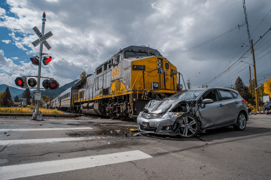 Richmond Train & Railroad Accident Lawyer - Estes